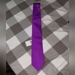 Kenneth Cole Reaction Vibrant Purple Men's Tie
